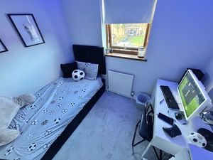 Photo 21- click for photo gallery